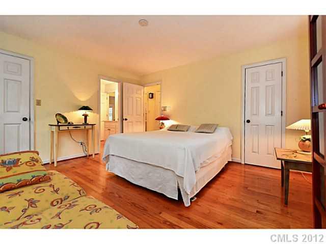 2001 Broadleaf Place Charlotte NC 28226
