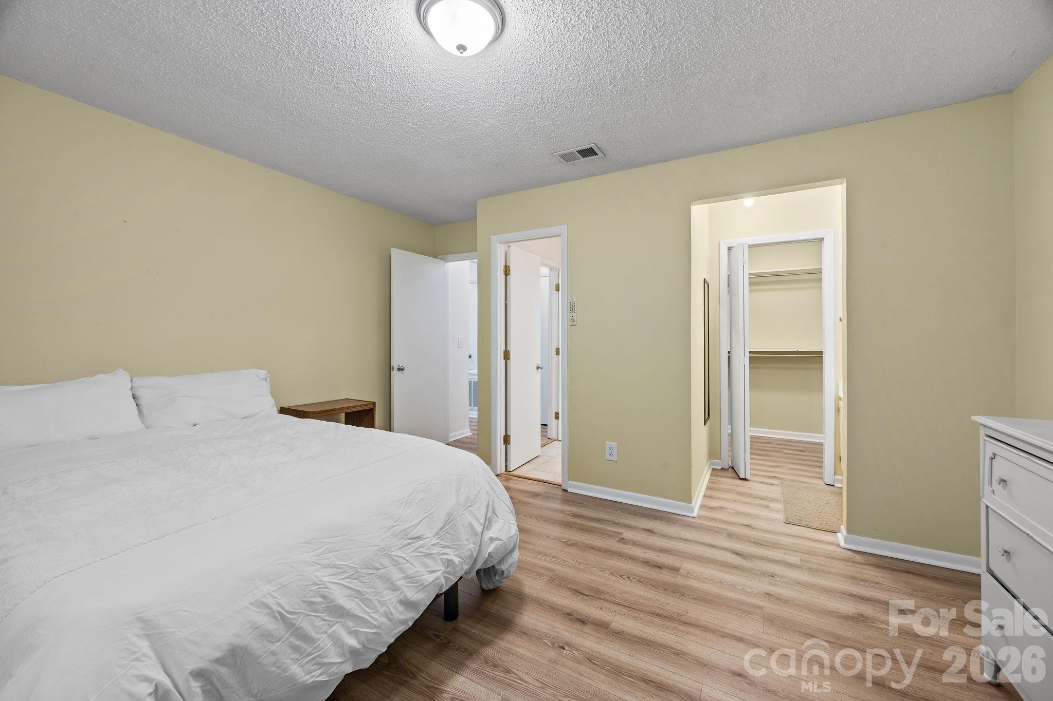 1057 Sardis Cove Drive Charlotte NC 28270