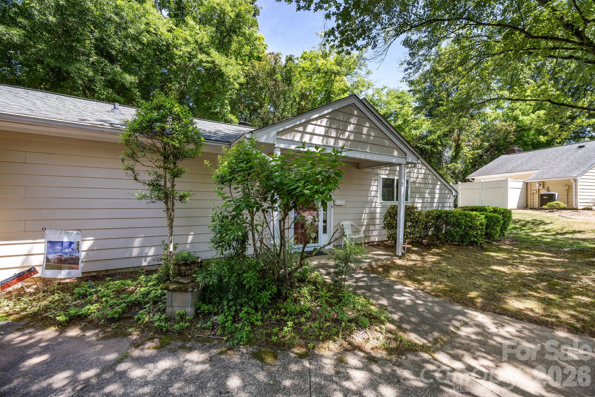 1057 Sardis Cove Drive Charlotte NC 28270