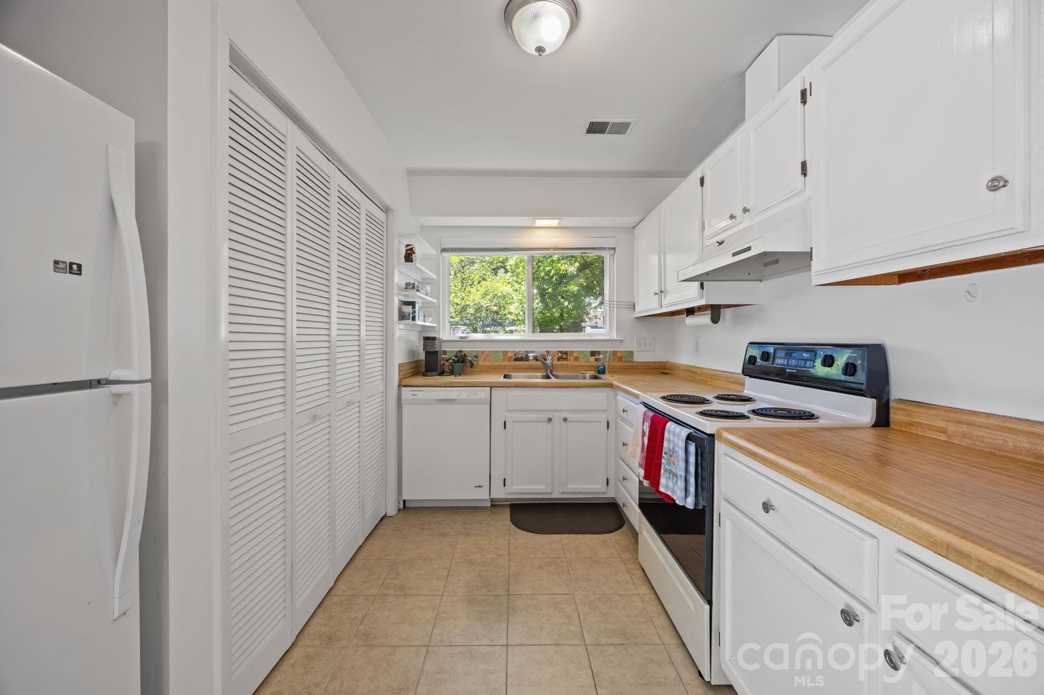 1057 Sardis Cove Drive Charlotte NC 28270