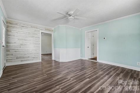503 E Mcgregor Street Pageland SC 29728