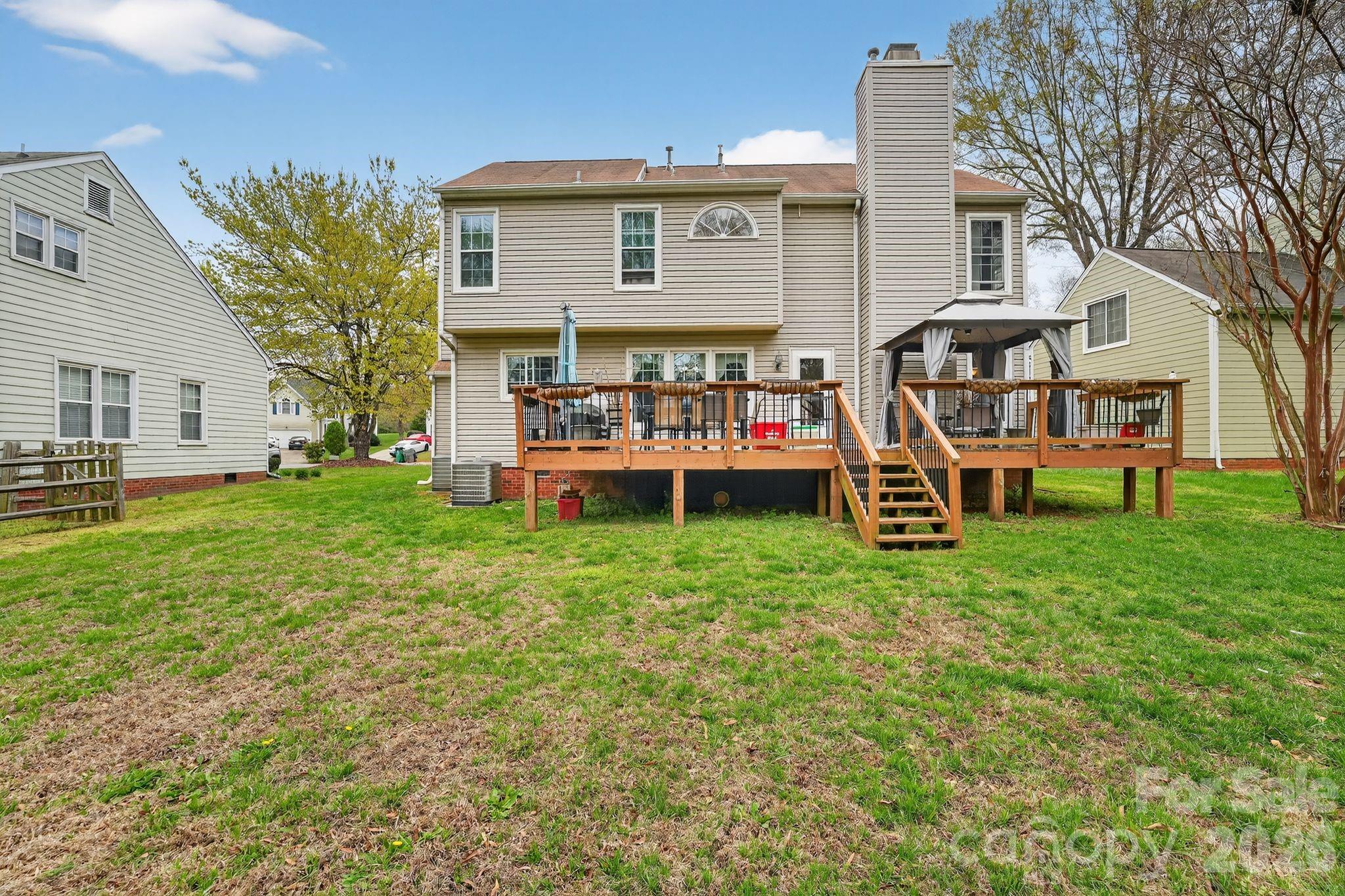9510 Saddle Run Trail Charlotte NC 28269