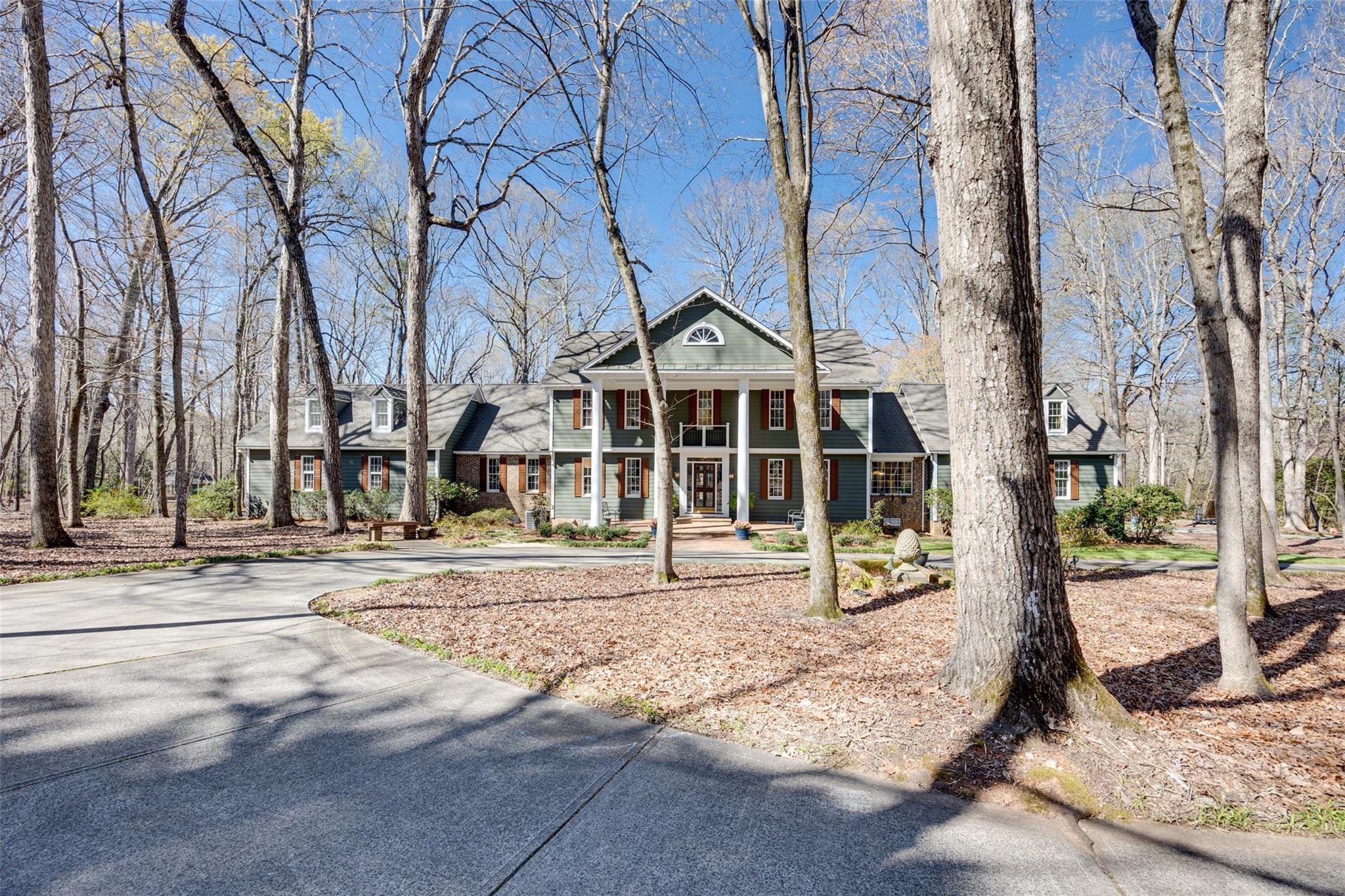 3100 Forest Lawn Drive Matthews NC 28104