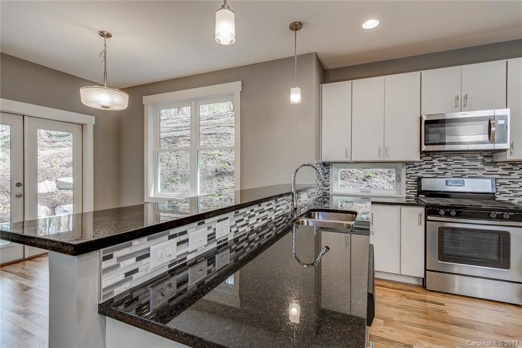 12 Beaverdam Knoll Road Asheville NC 28804