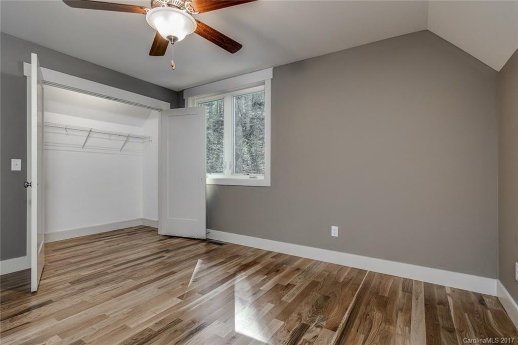12 Beaverdam Knoll Road Asheville NC 28804