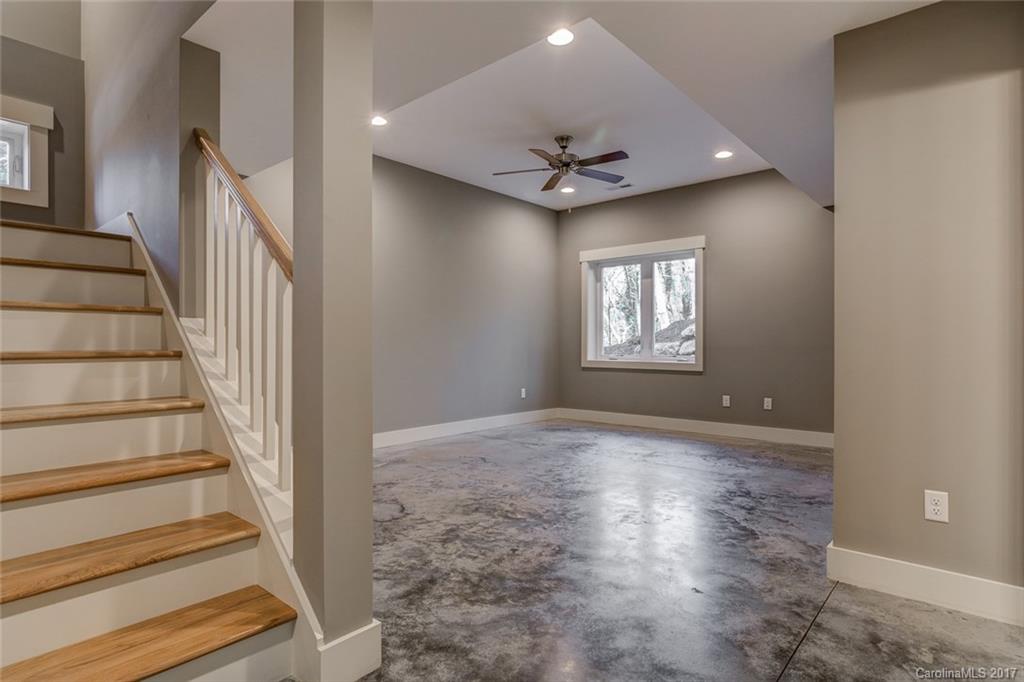 12 Beaverdam Knoll Road Asheville NC 28804