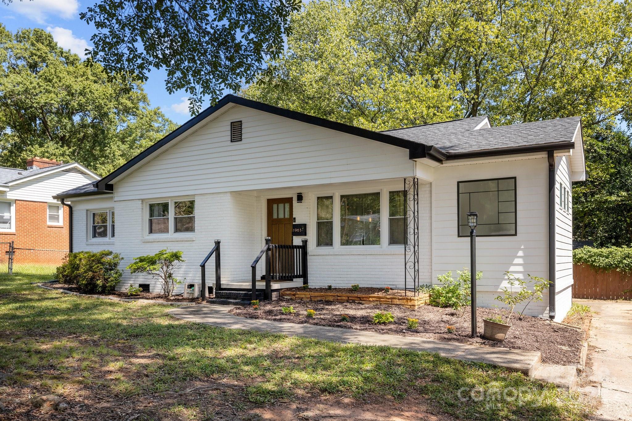 1963 Woodland Drive Charlotte NC 28205