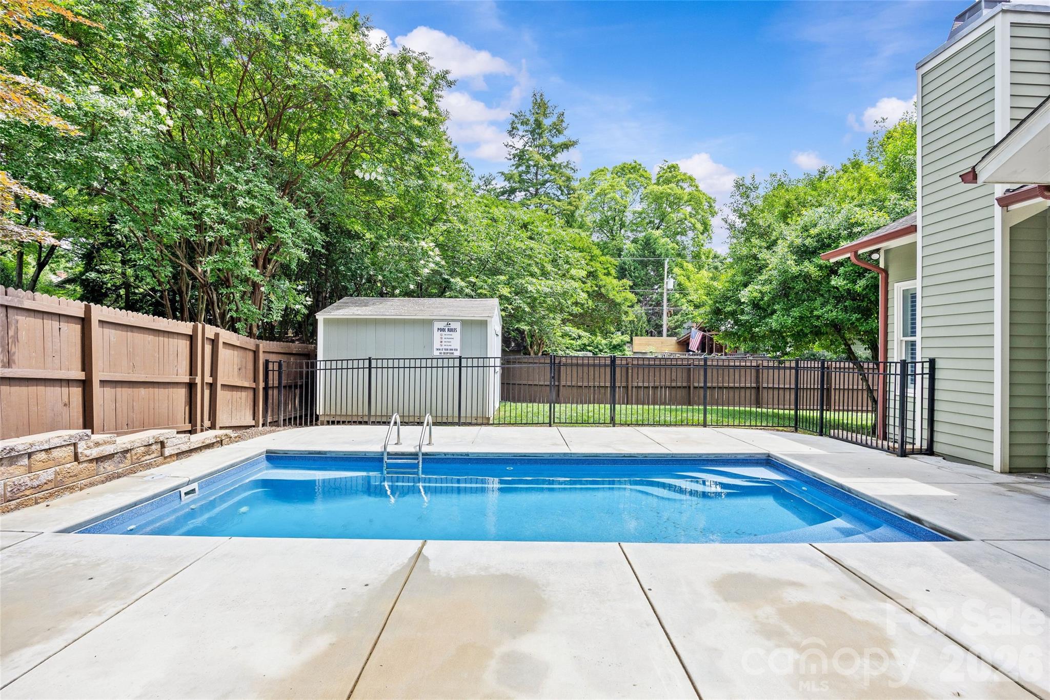 2022 Springdale Avenue Charlotte NC 28203