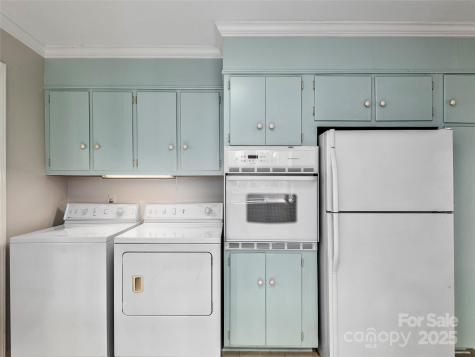 7 E Fox Chase Road Asheville NC 28804