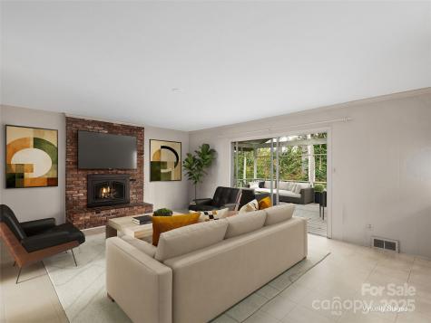 7 E Fox Chase Road Asheville NC 28804