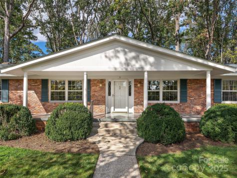 7 E Fox Chase Road Asheville NC 28804
