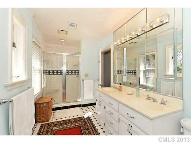 1126 Belgrave Place Charlotte NC 28203