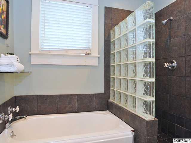 318 Circle Avenue Charlotte NC 28207