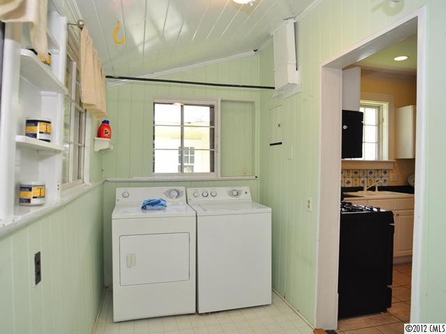 318 Circle Avenue Charlotte NC 28207