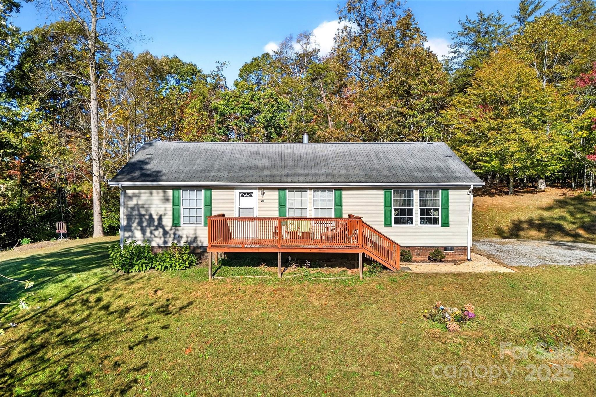 157 Blue Bird Meadows Drive Nebo NC 28761