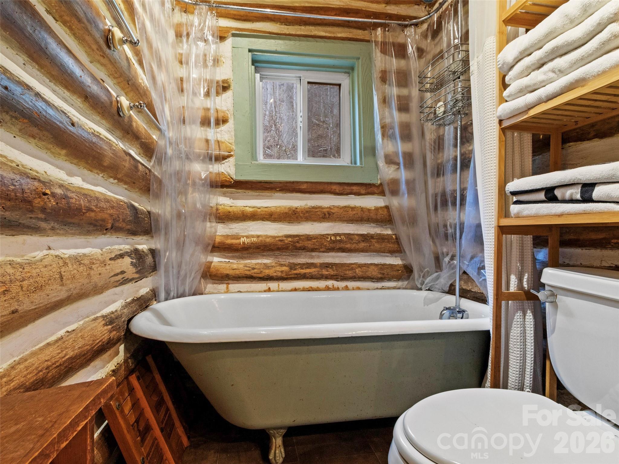 142 Cold Spring Road Burnsville NC 28714