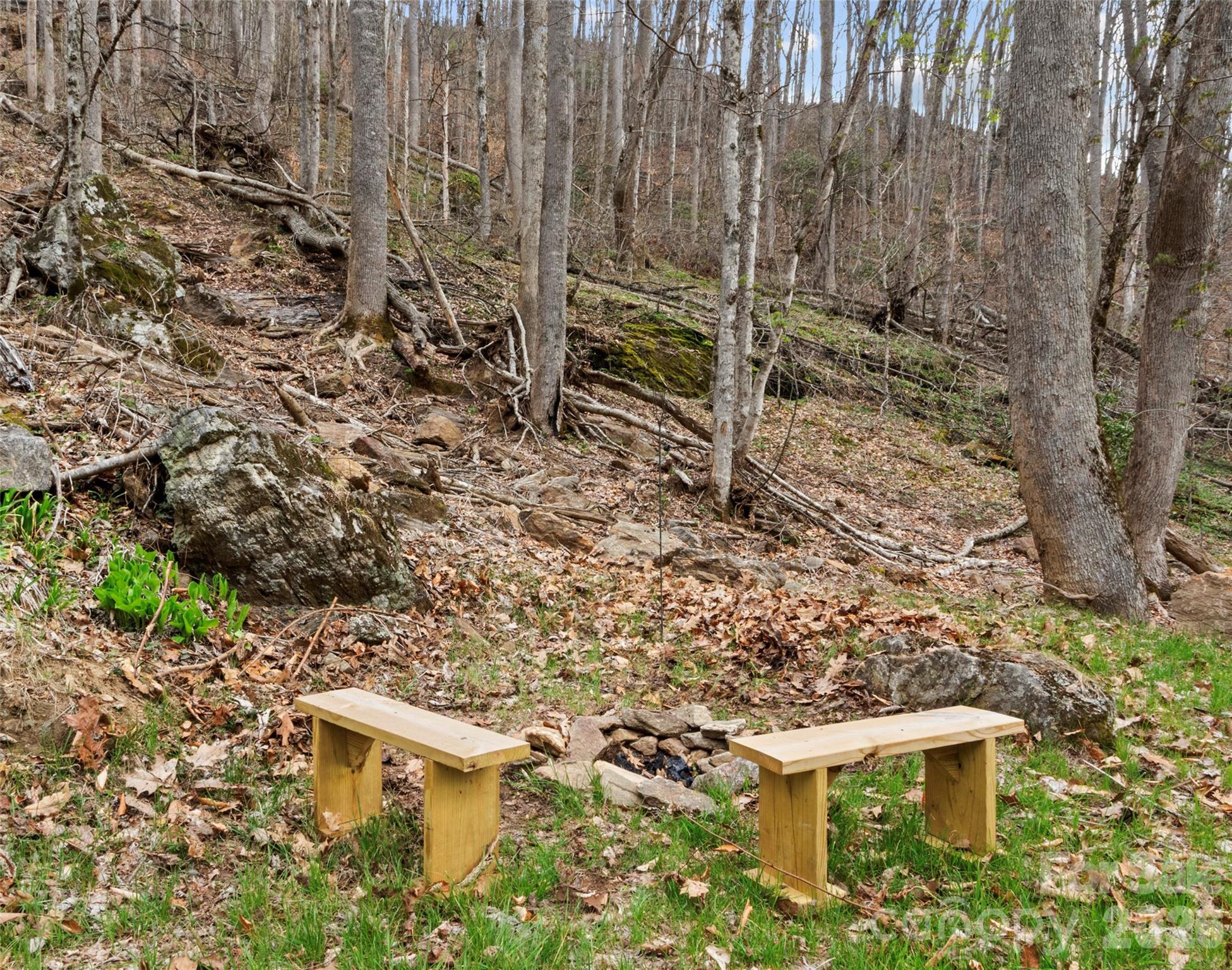 142 Cold Spring Road Burnsville NC 28714
