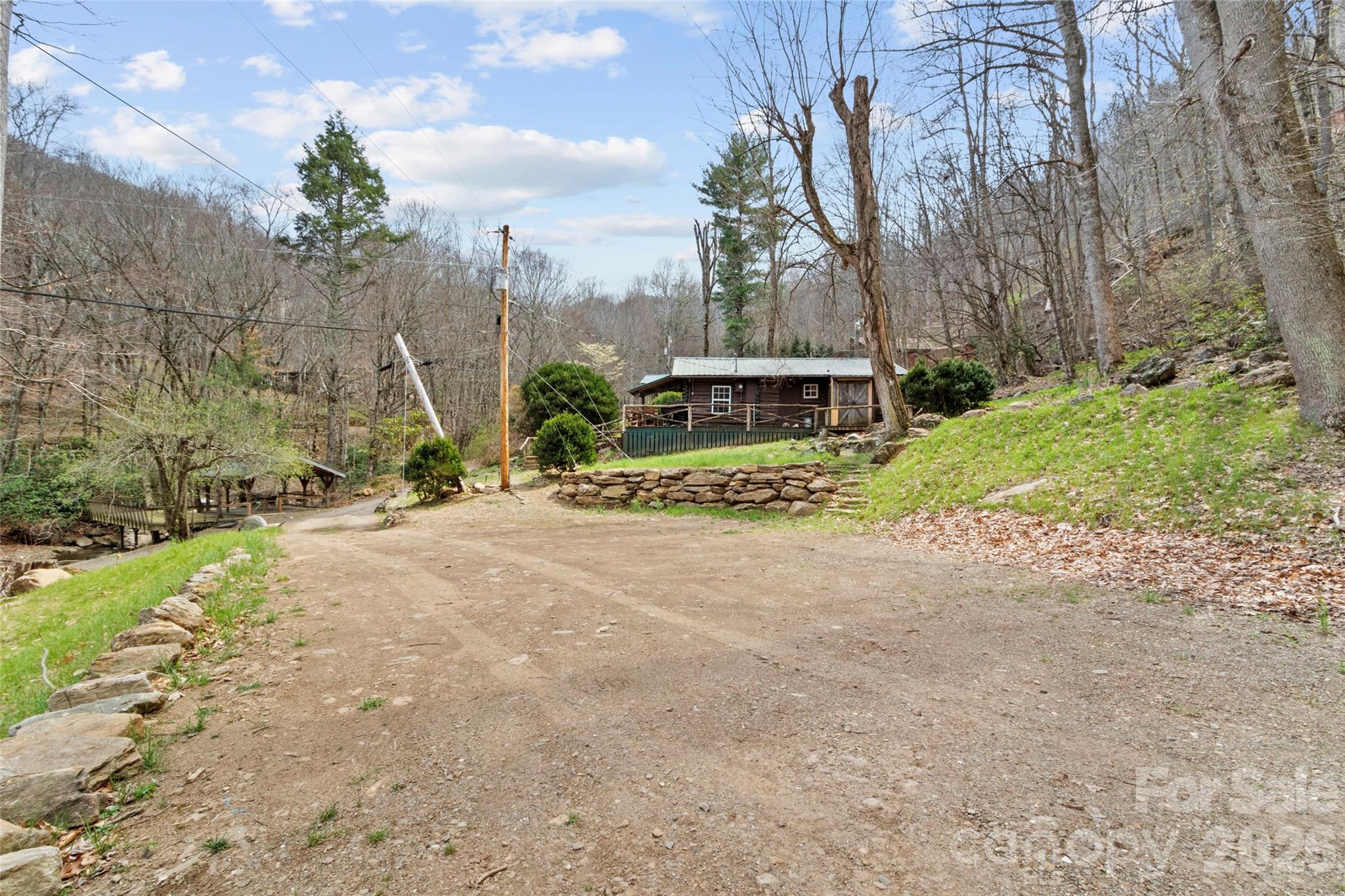 142 Cold Spring Road Burnsville NC 28714