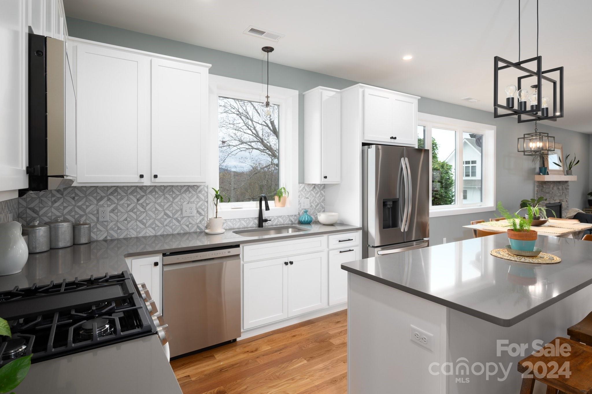 6 Mountain Song Lane Asheville NC 28806