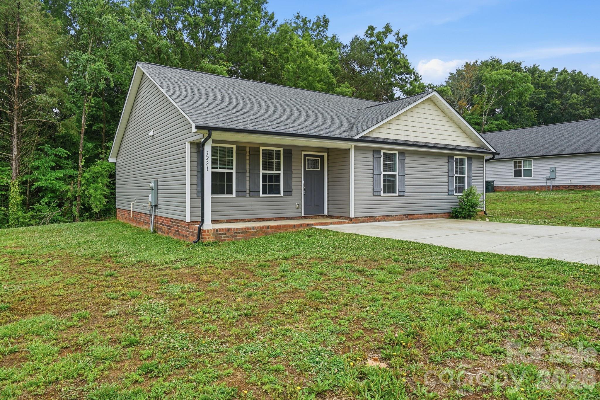 3221 Roberta Road Concord NC 28027