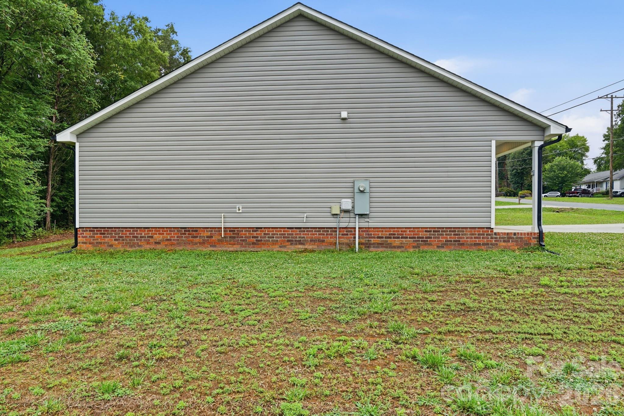 3221 Roberta Road Concord NC 28027