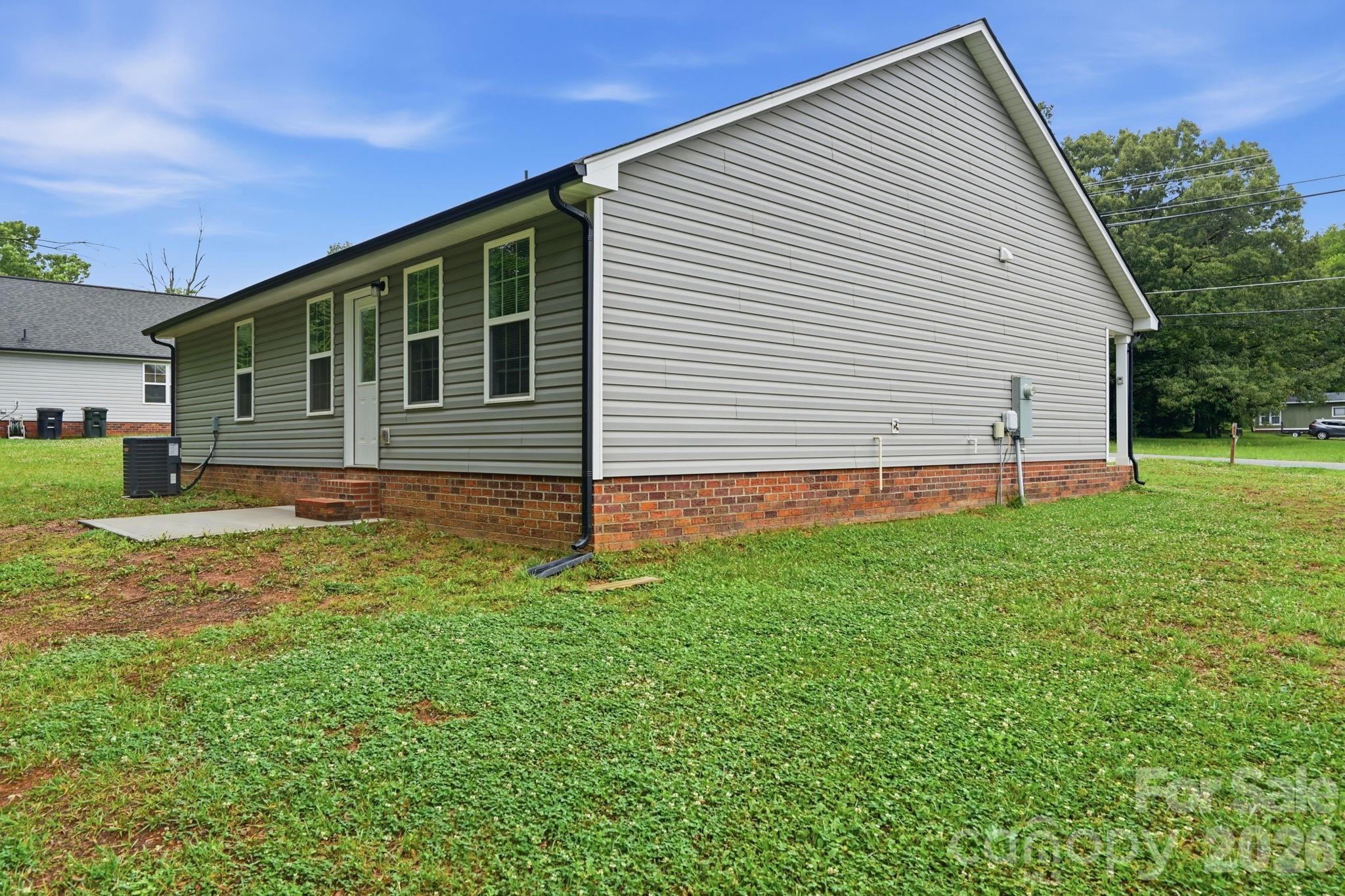3221 Roberta Road Concord NC 28027
