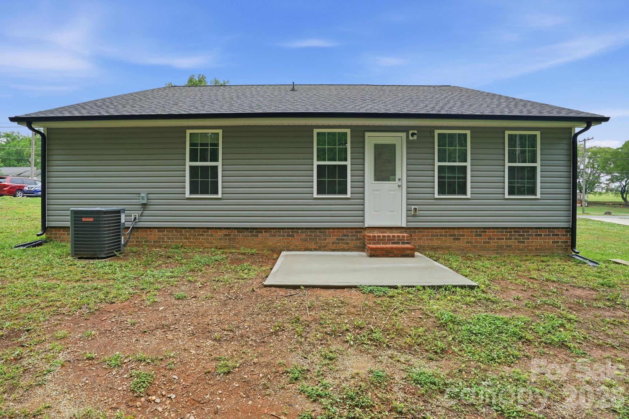 3221 Roberta Road Concord NC 28027