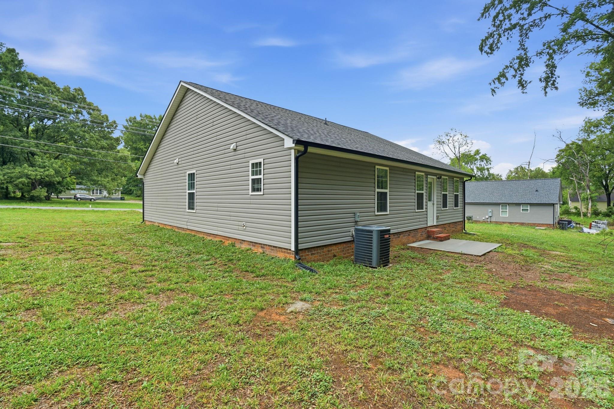 3221 Roberta Road Concord NC 28027