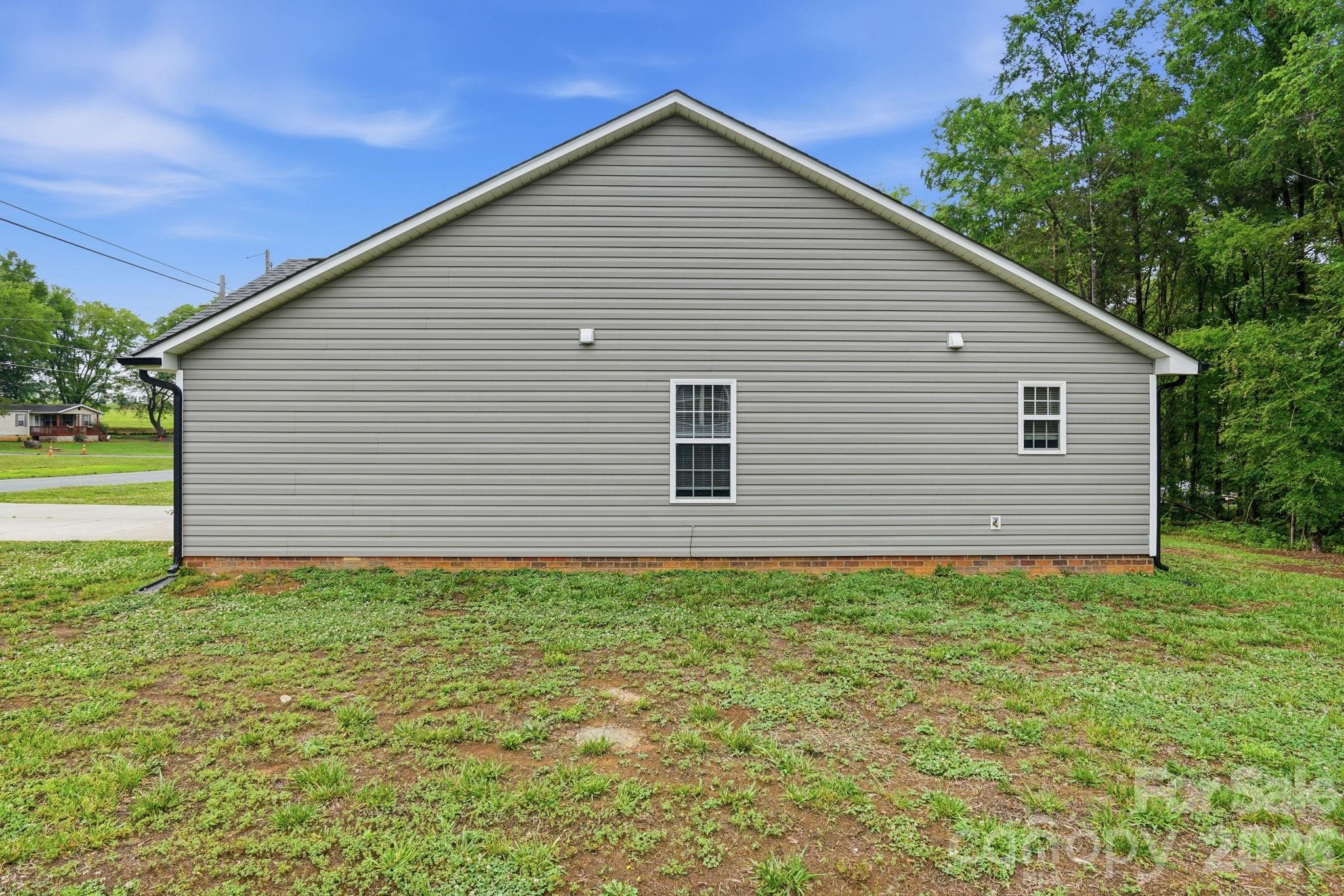 3221 Roberta Road Concord NC 28027