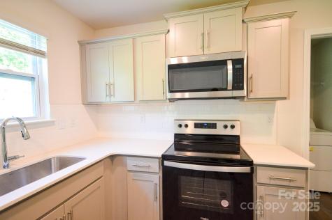 43 Cain Hollow Way Asheville NC 28806