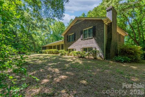 1836 Westbrook Road Edgemoor SC 29712