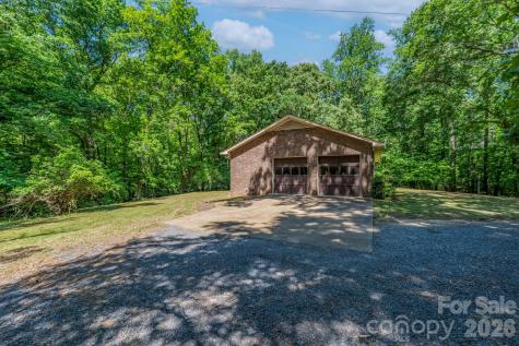 1836 Westbrook Road Edgemoor SC 29712