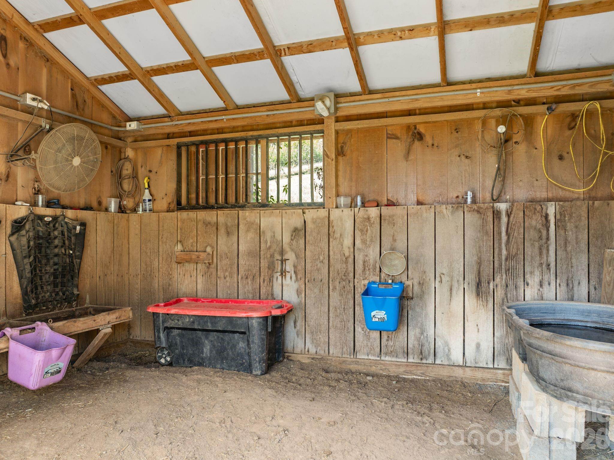 99 Quill Ammons Hollow Marshall NC 28753