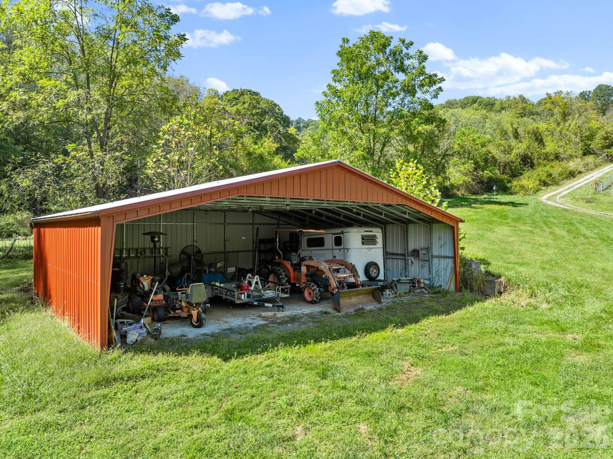 99 Quill Ammons Hollow Marshall NC 28753