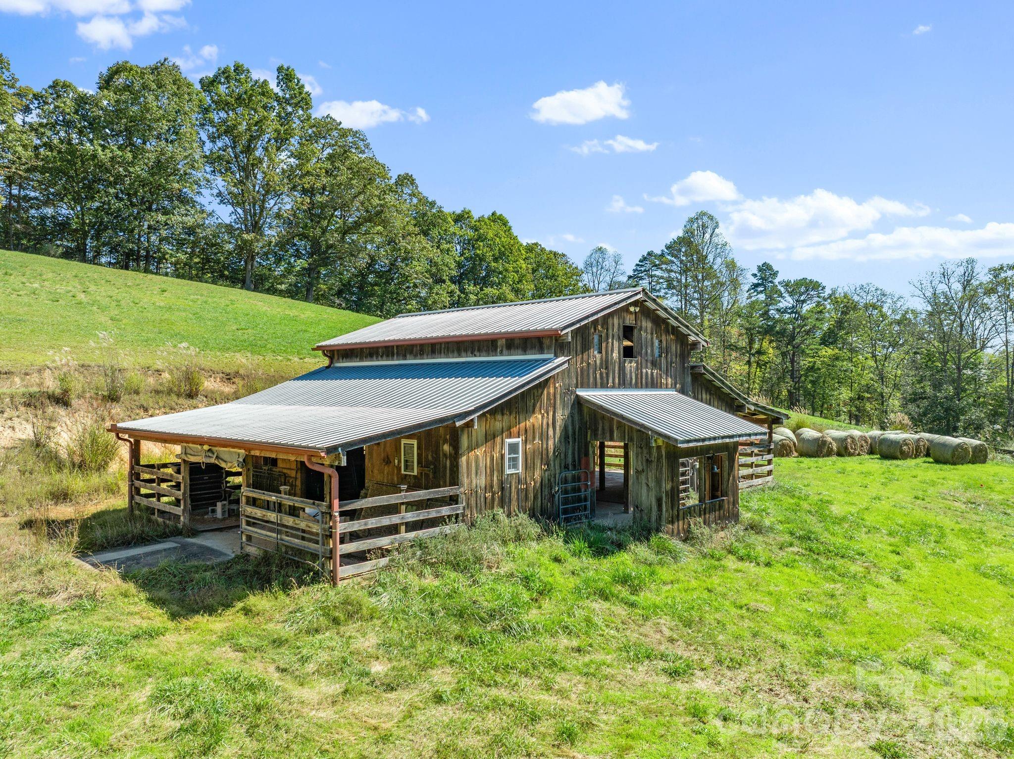 99 Quill Ammons Hollow Marshall NC 28753