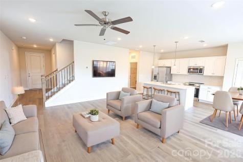4999 Twin River Drive Denver NC 28037