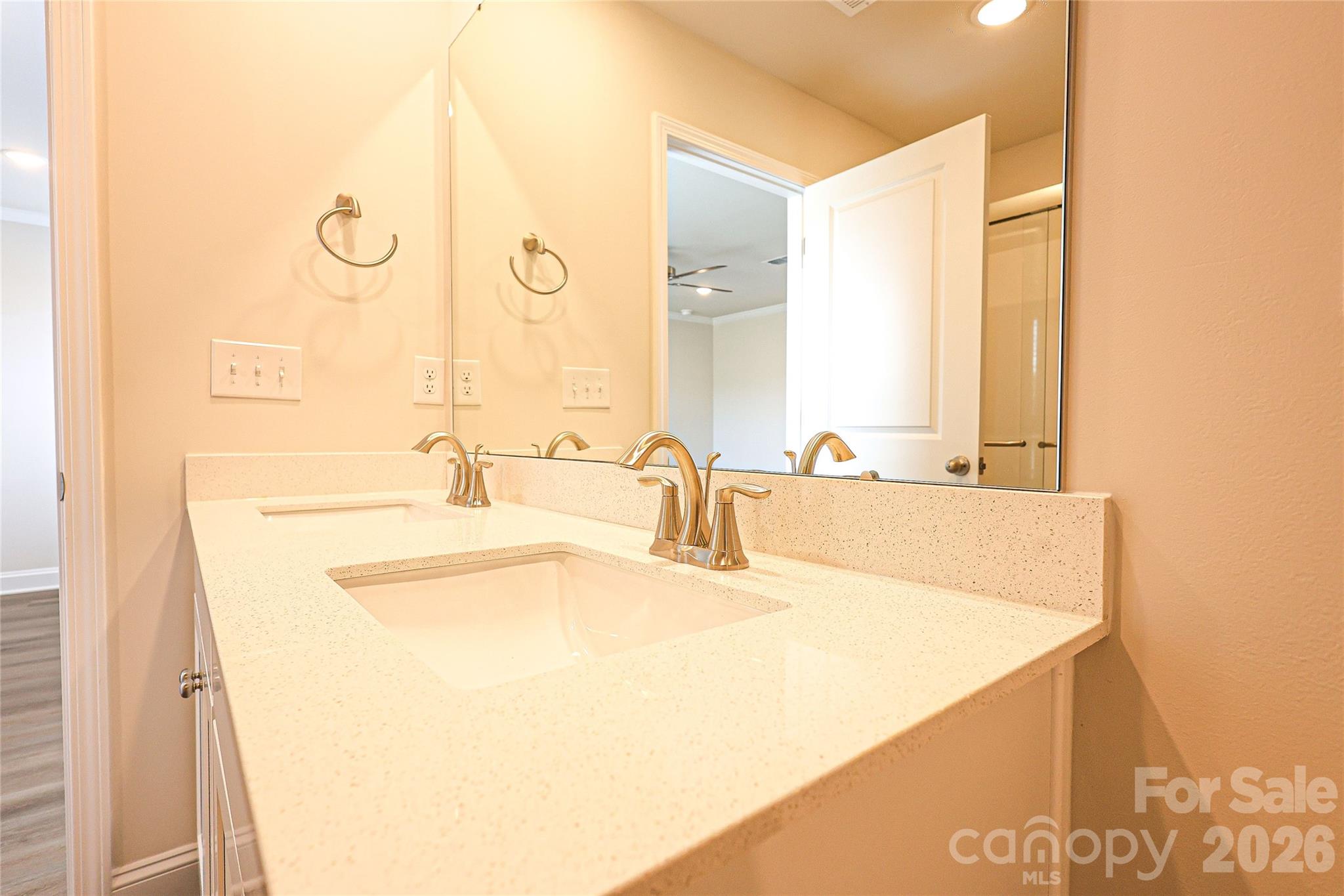 4999 Twin River Drive Denver NC 28037