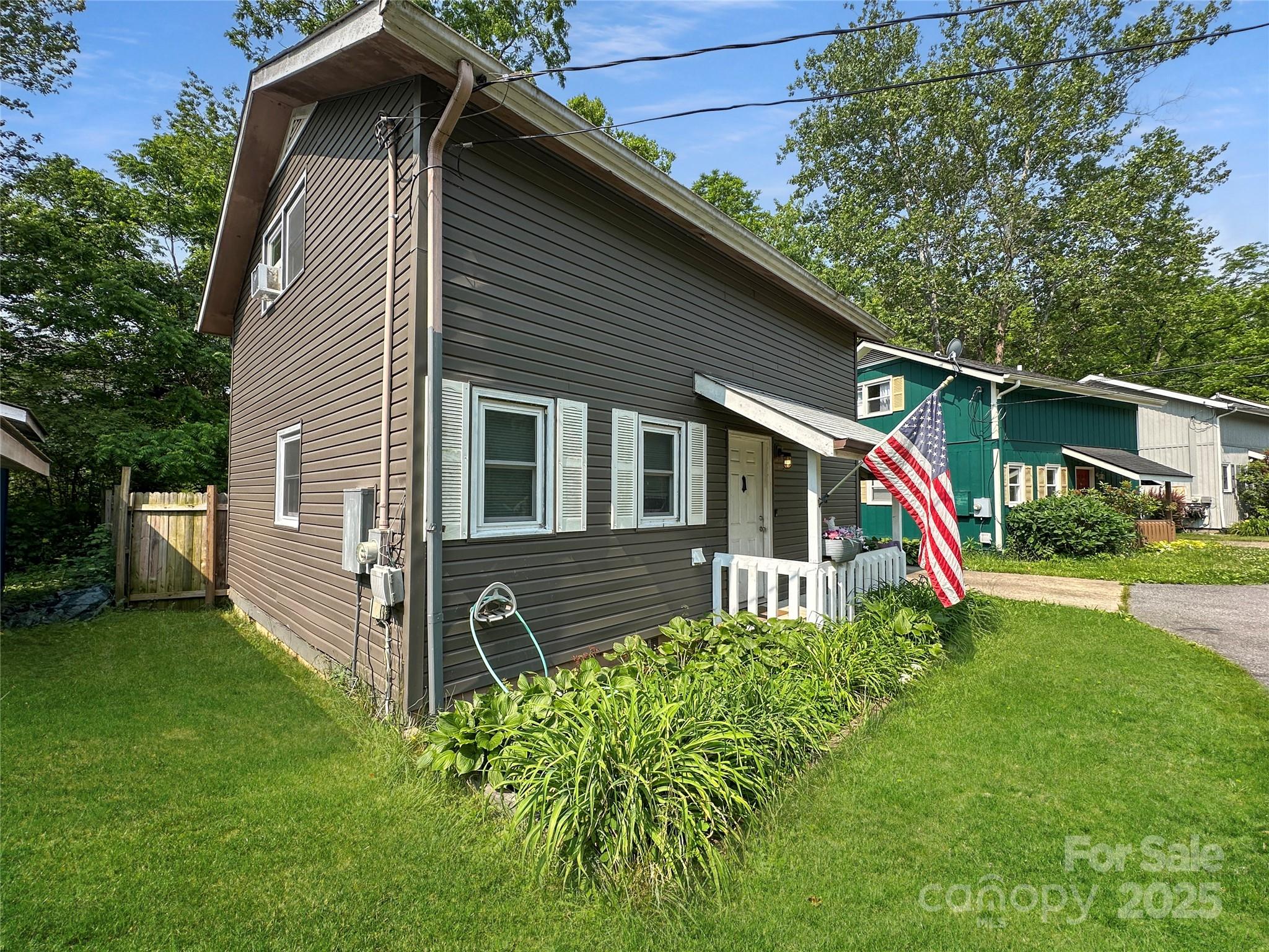 46 Westbrook Circle Clyde NC 28721