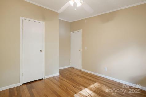 35 Evelyn Acres Drive Asheville NC 28806