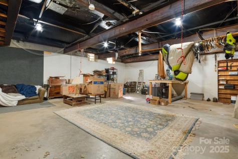 35 Evelyn Acres Drive Asheville NC 28806