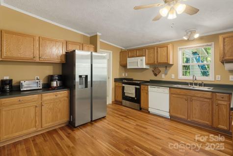 35 Evelyn Acres Drive Asheville NC 28806