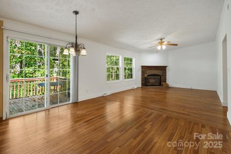 35 Evelyn Acres Drive Asheville NC 28806