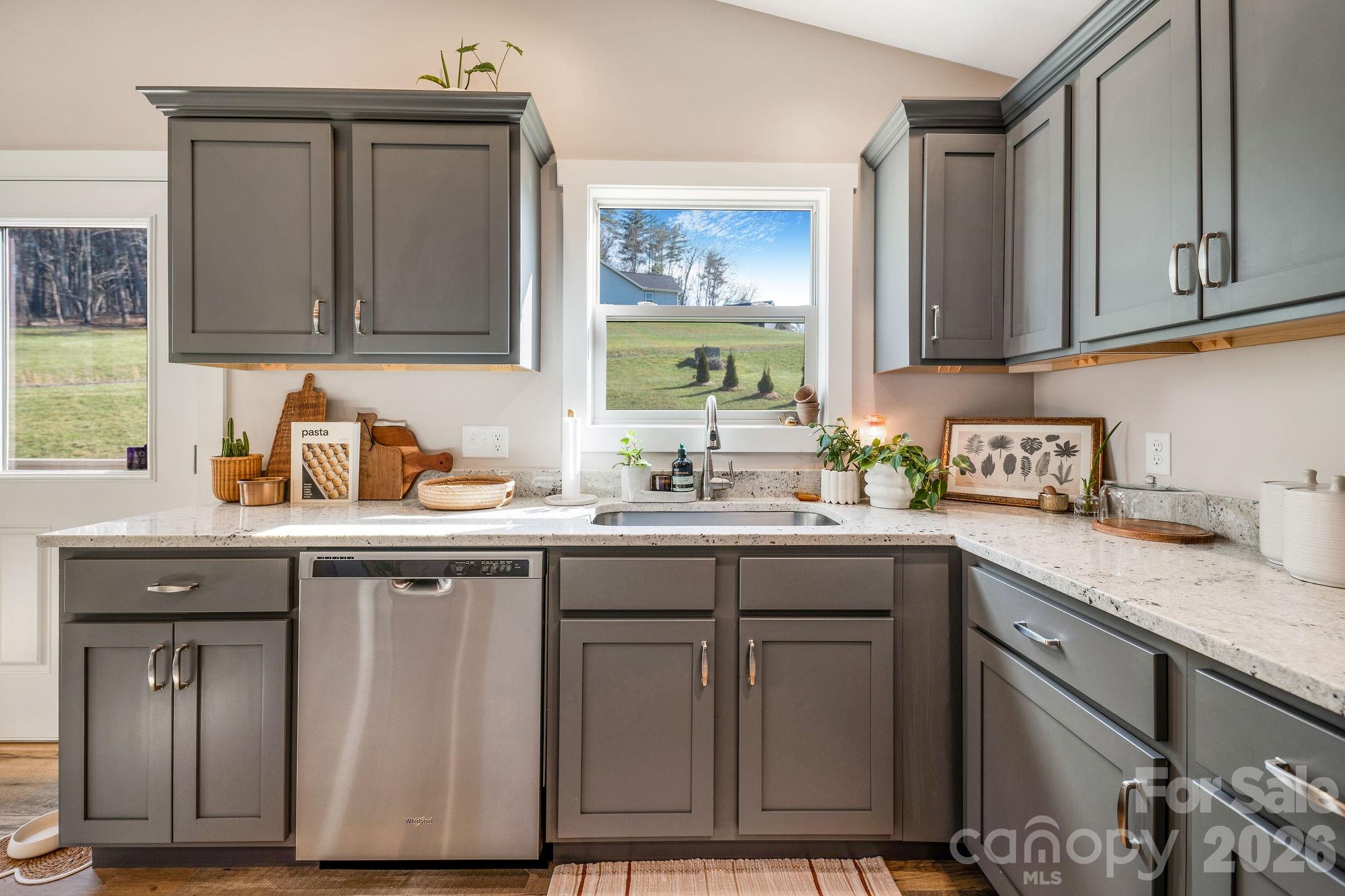 38 Sunrise Drive Mars Hill NC 28754