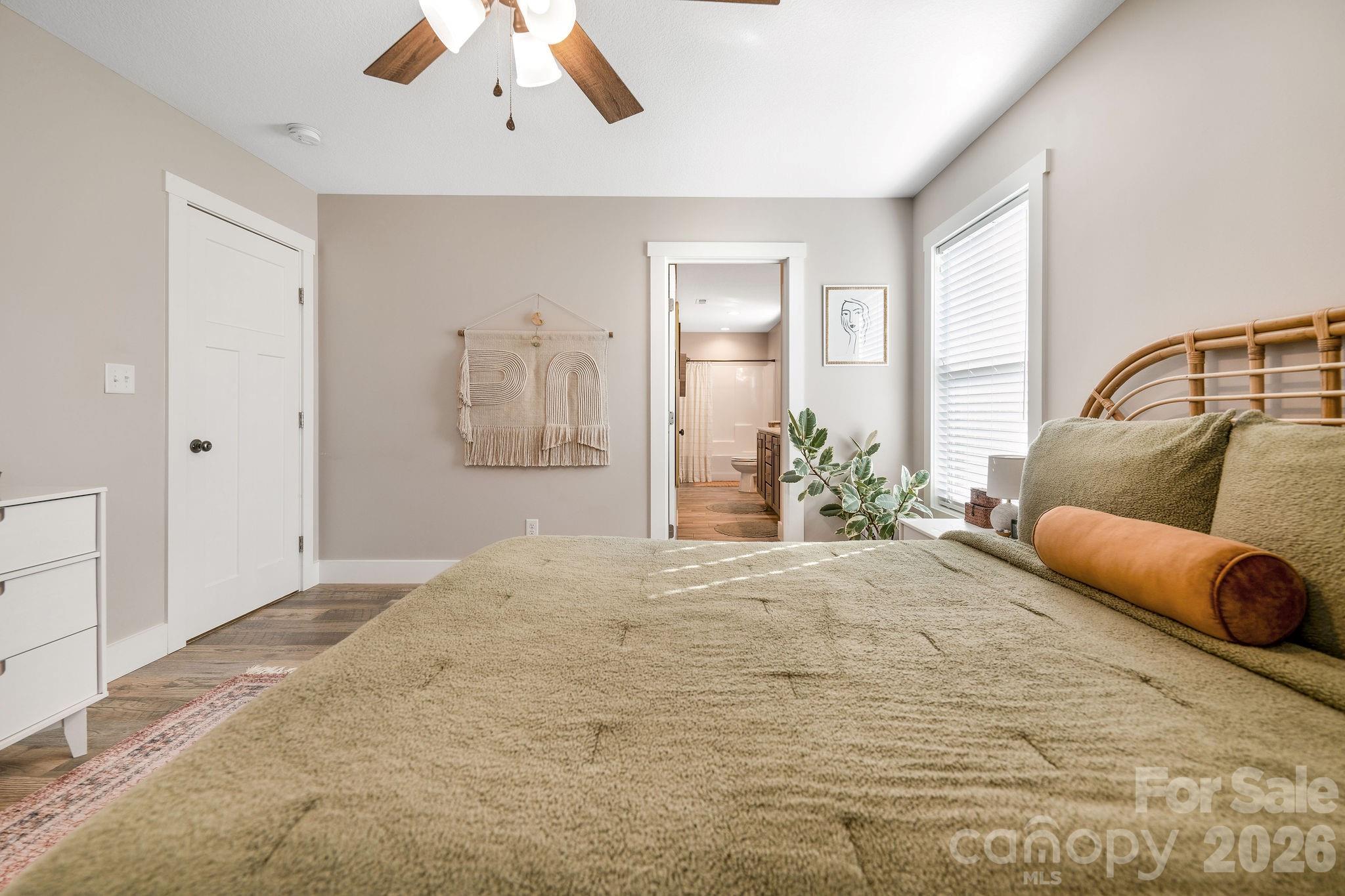 38 Sunrise Drive Mars Hill NC 28754