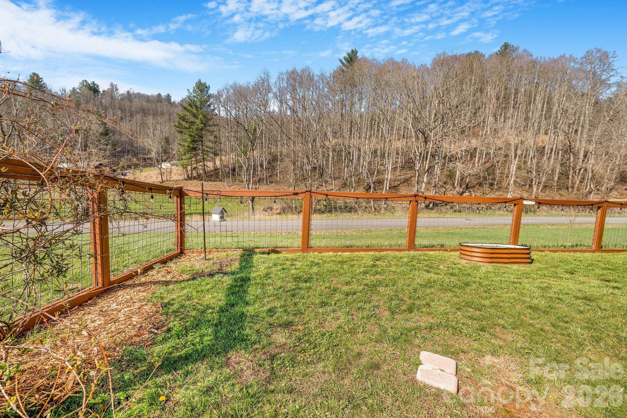 38 Sunrise Drive Mars Hill NC 28754