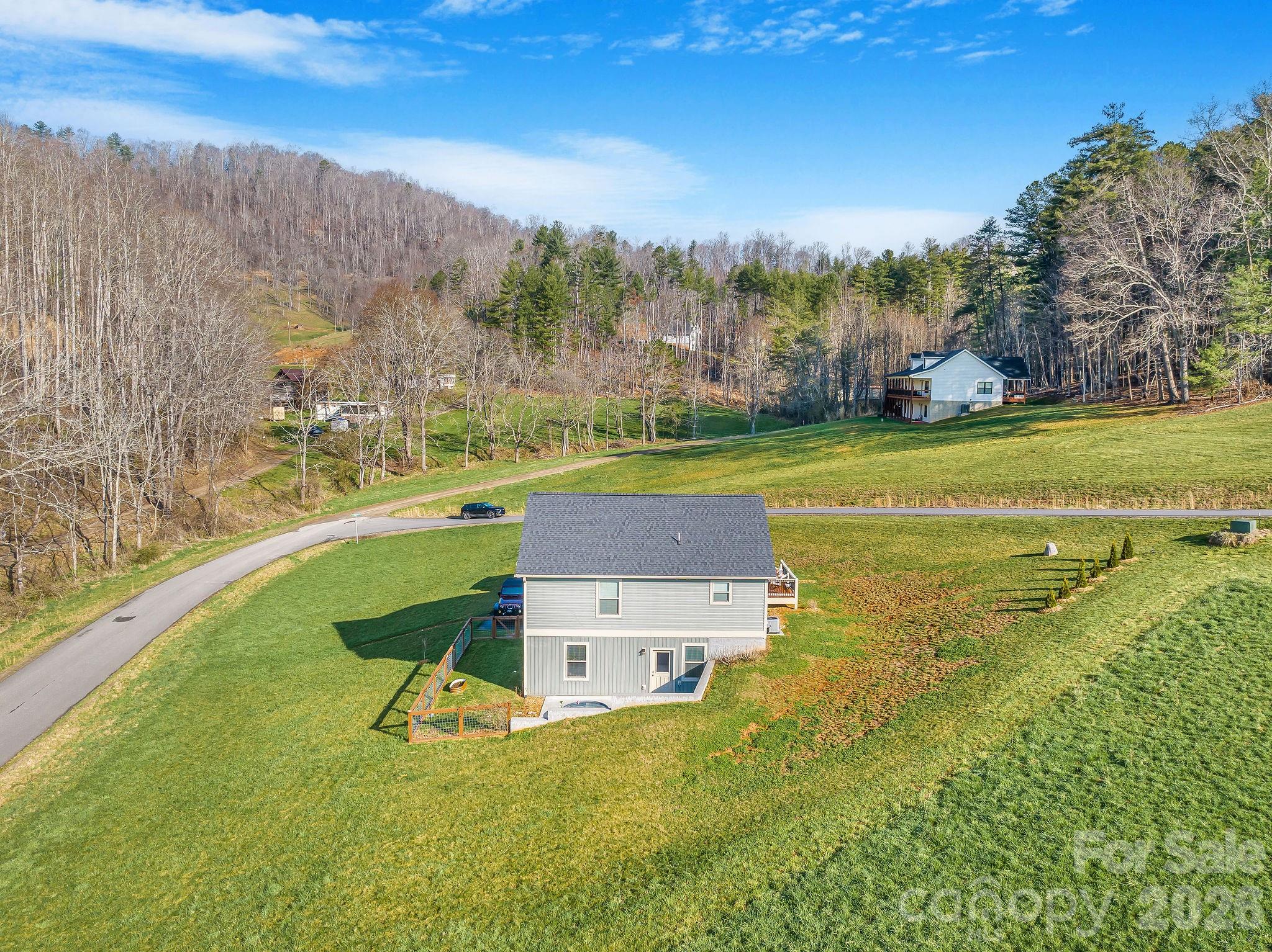 38 Sunrise Drive Mars Hill NC 28754
