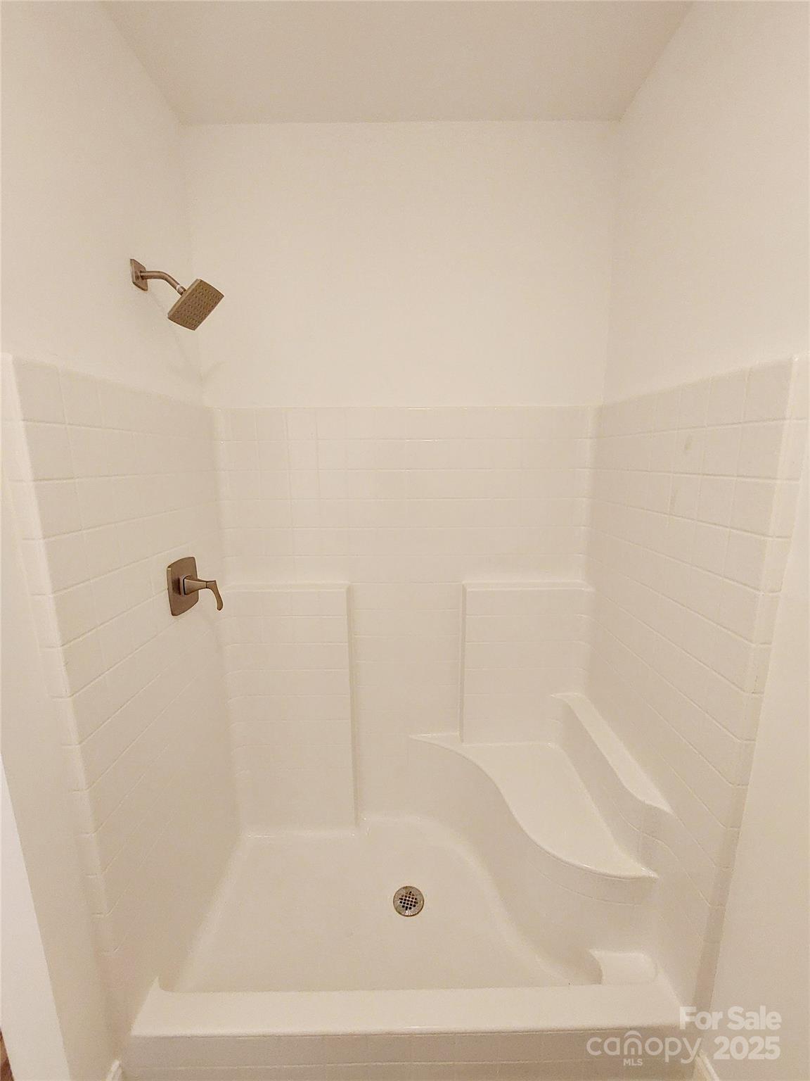 93 Badger Run Hendersonville NC 28739