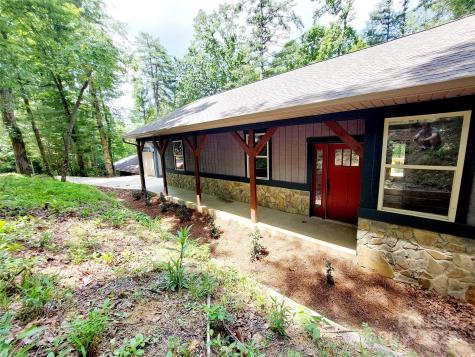 93 Badger Run Hendersonville NC 28739