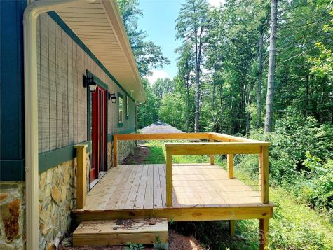 93 Badger Run Hendersonville NC 28739