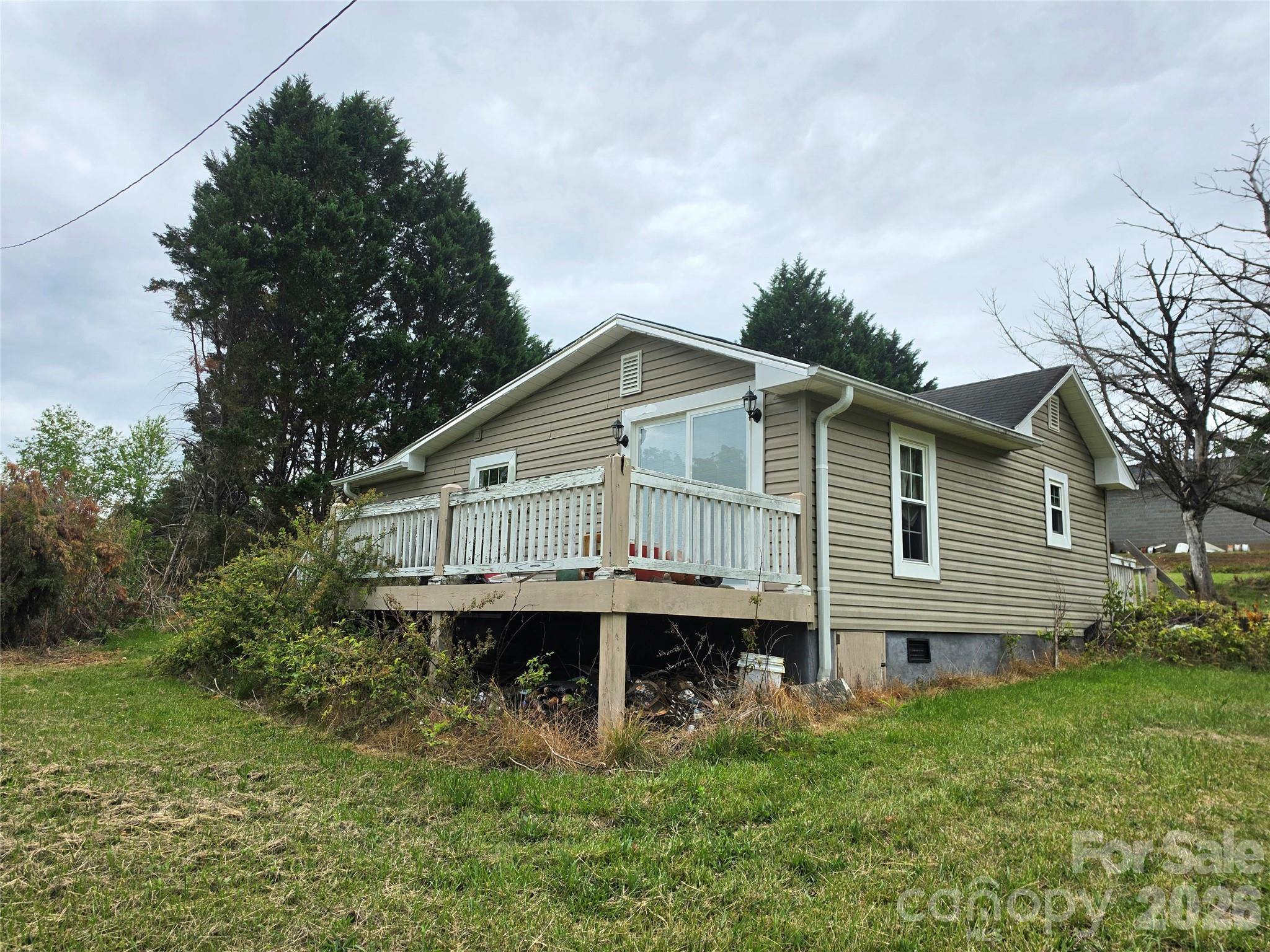2121 Quartz Lane Hudson NC 28638